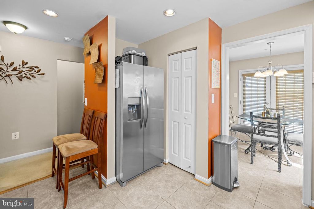 Image 7 of property listing at 7722 FISHING CREEK WAY, Clinton, MD 20735