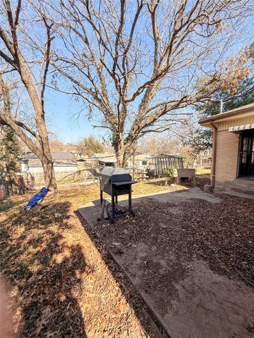 6213 Latta Street, Dallas, TX 75227