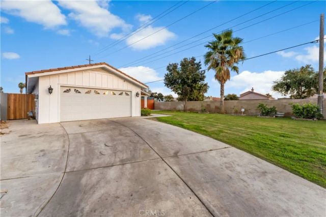 6418 Ringsdale Court, Bakersfield, CA 93313