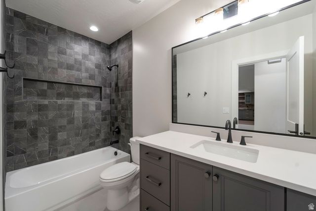 949 S LOUISA DR, Saratoga Springs, UT 84045