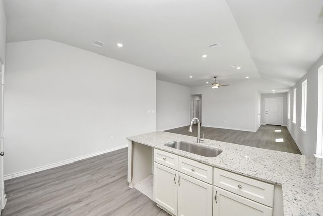 106 County Road 5102 L, Cleveland, TX 77327