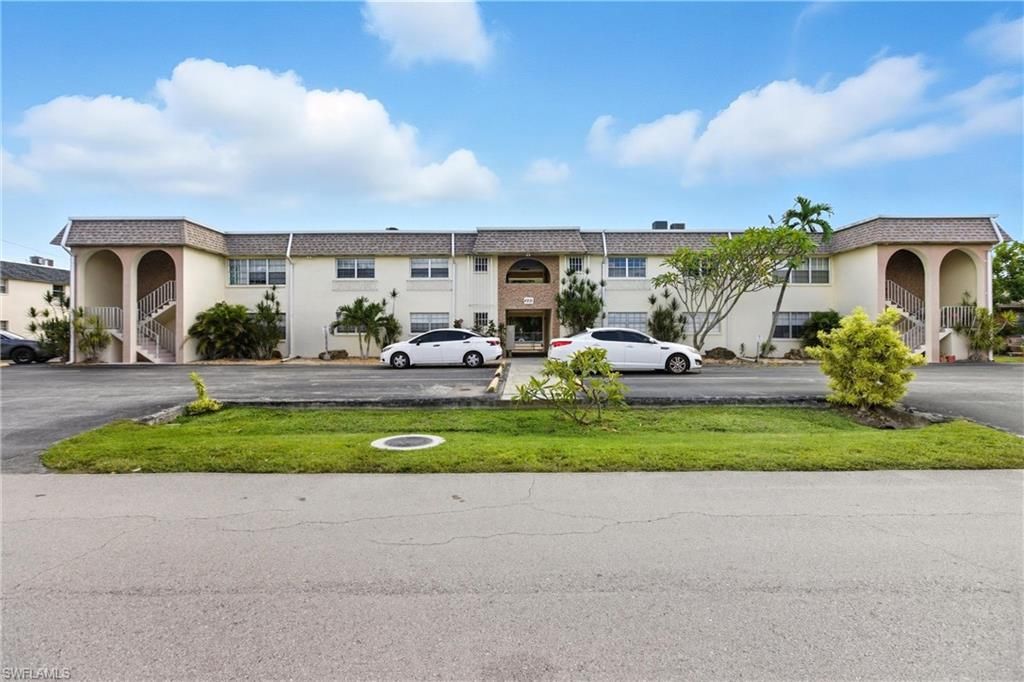 4931 Vincennes CT 6, CAPE CORAL, FL 33904 — photo 2