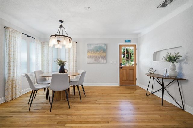 3105 JACKSON STREET N, St Petersburg, FL 33704