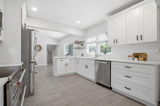 3105 JACKSON STREET N, St Petersburg, FL 33704