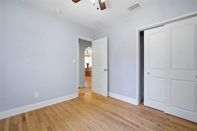 3105 JACKSON STREET N, St Petersburg, FL 33704