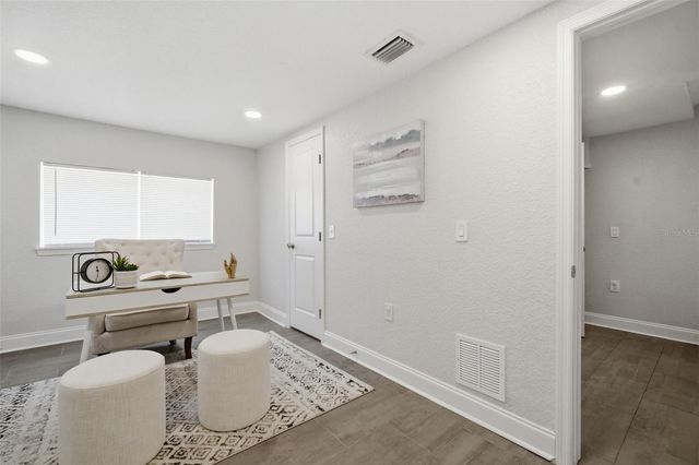 3105 JACKSON STREET N, St Petersburg, FL 33704