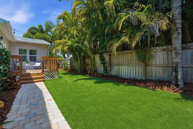 3105 JACKSON STREET N, St Petersburg, FL 33704