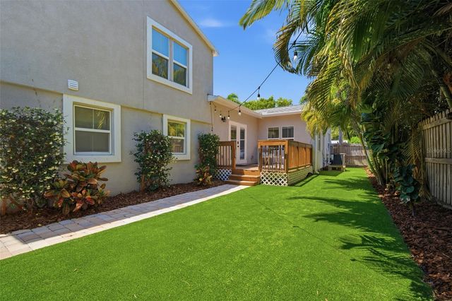 3105 JACKSON STREET N, St Petersburg, FL 33704