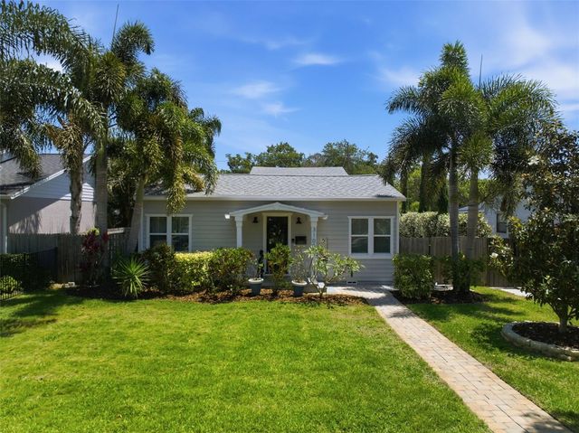3105 JACKSON STREET N, St Petersburg, FL 33704