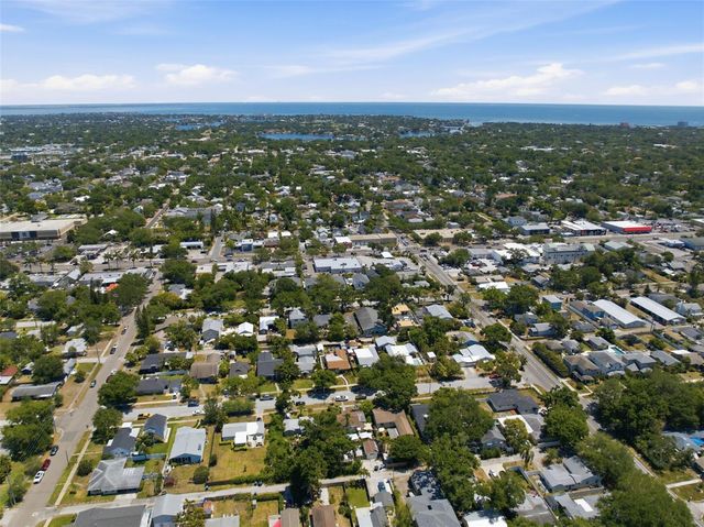 3105 JACKSON STREET N, St Petersburg, FL 33704