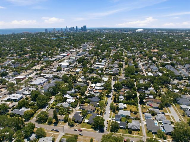 3105 JACKSON STREET N, St Petersburg, FL 33704