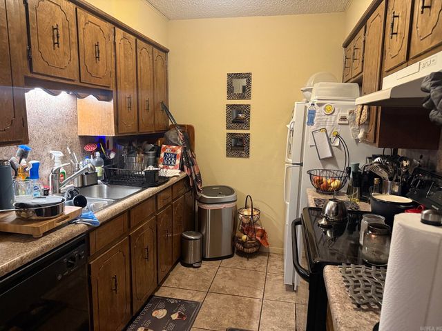 8403 E Woodview Drive, Sherwood, AR 72120