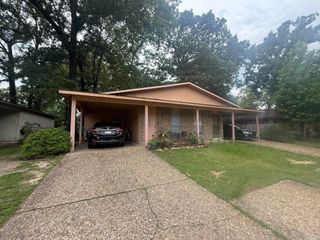 8403 E Woodview Drive, Sherwood, AR 72120