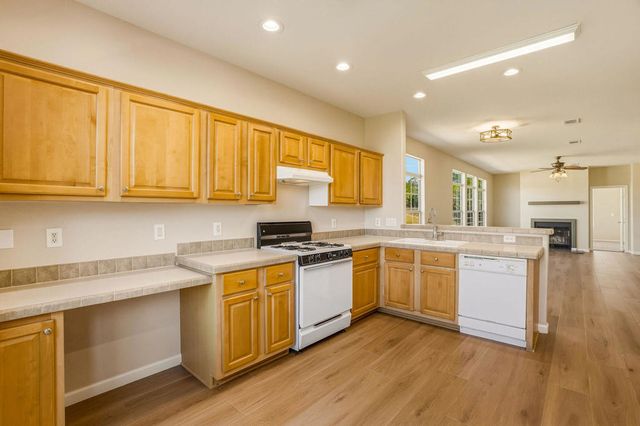 42974 Rolling Hills Drive, Aguanga, CA 92536