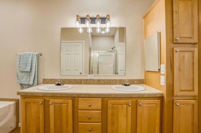 42974 Rolling Hills Drive, Aguanga, CA 92536