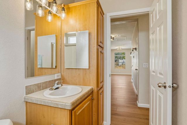 42974 Rolling Hills Drive, Aguanga, CA 92536