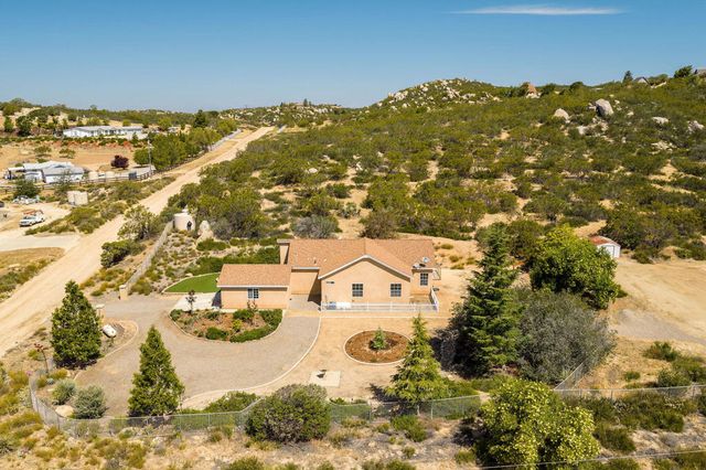 42974 Rolling Hills Drive, Aguanga, CA 92536