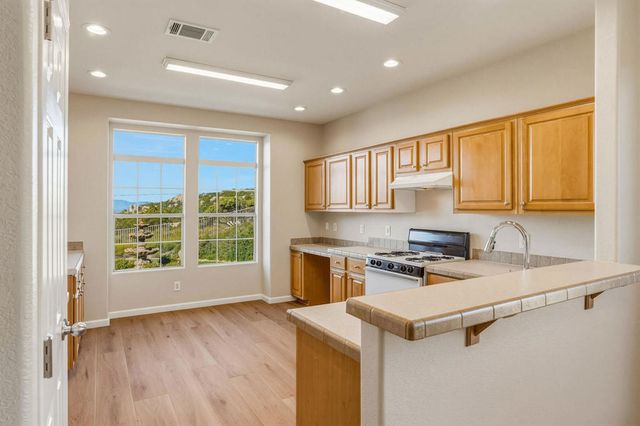 42974 Rolling Hills Drive, Aguanga, CA 92536