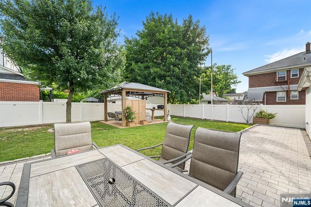 80 Wonham Street, Clifton, NJ 07013