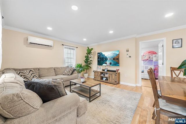 80 Wonham Street, Clifton, NJ 07013