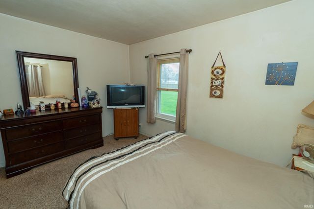 25664 County Road 22 Road, Elkhart, IN 46517