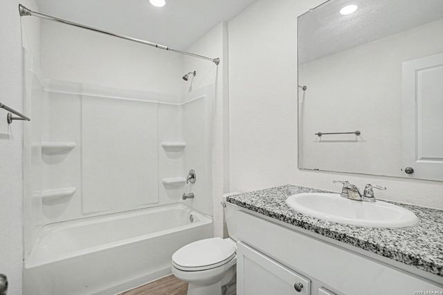 5438 DAPHNE PATH, San Antonio, TX 78253