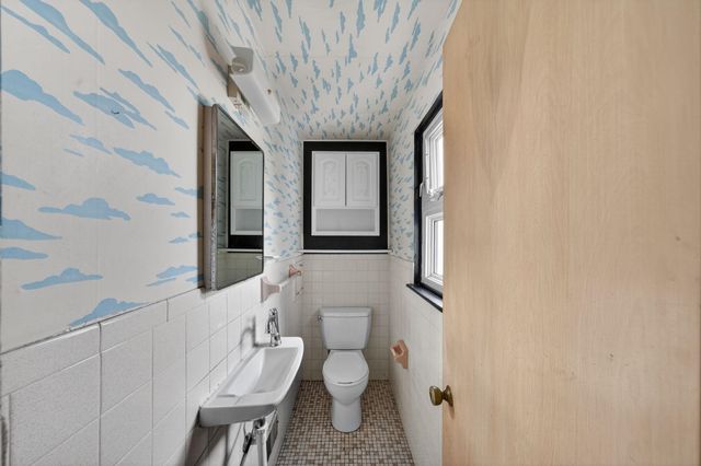 1604 Hoover Avenue, South Bend, IN 46615