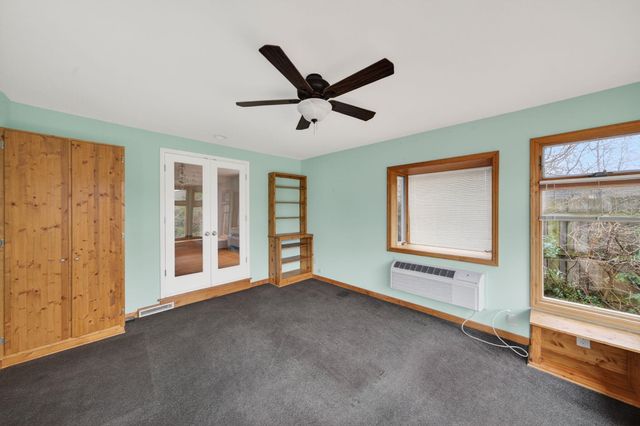 1604 Hoover Avenue, South Bend, IN 46615