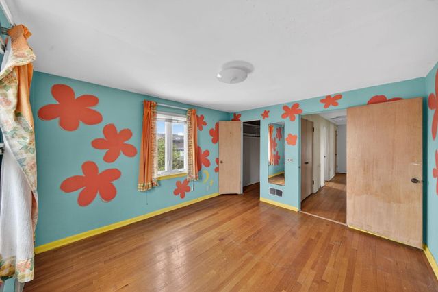 1604 Hoover Avenue, South Bend, IN 46615