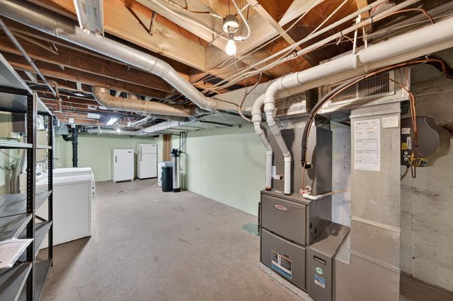 1604 Hoover Avenue, South Bend, IN 46615