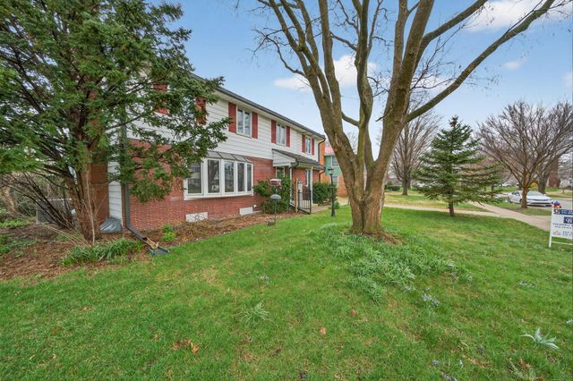 1604 Hoover Avenue, South Bend, IN 46615