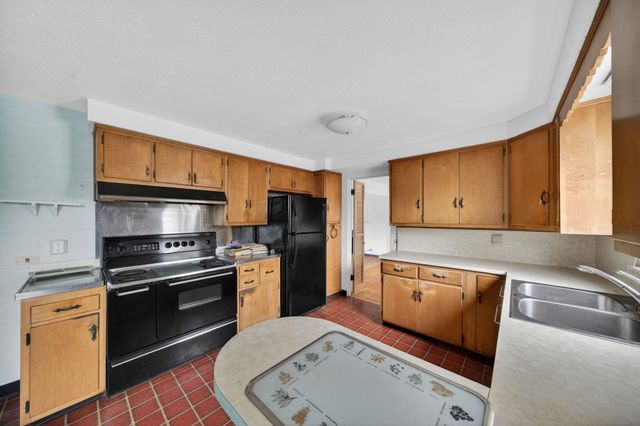 1604 Hoover Avenue, South Bend, IN 46615