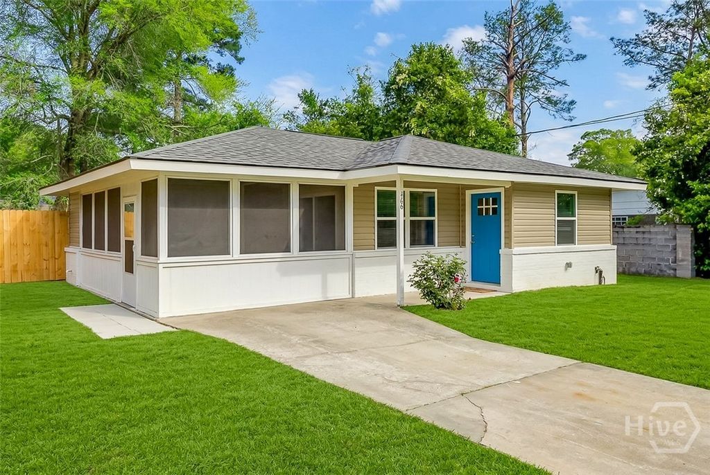 308 E fourth Street, Springfield, GA 31312