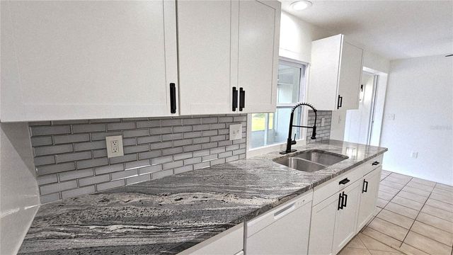 284 ROTONDA BOULEVARD W, Rotonda West, FL 33947