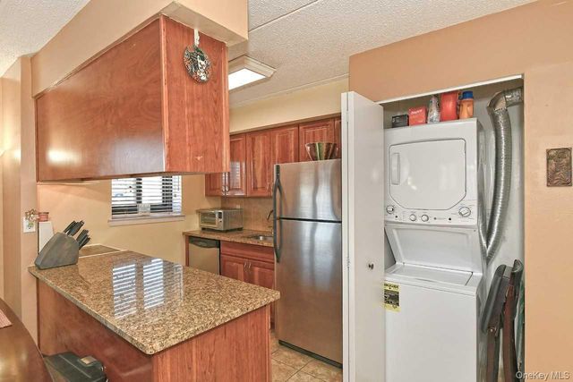 725 Miller Avenue 235, Freeport, NY 11520