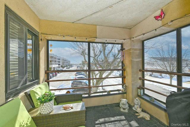 725 Miller Avenue 235, Freeport, NY 11520