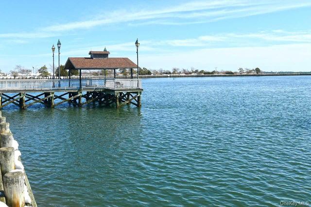 725 Miller Avenue 235, Freeport, NY 11520