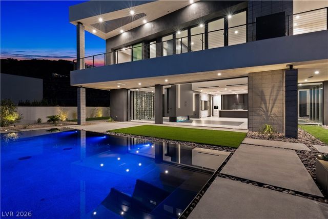 25 Boulderback Drive, Henderson, NV 89012
