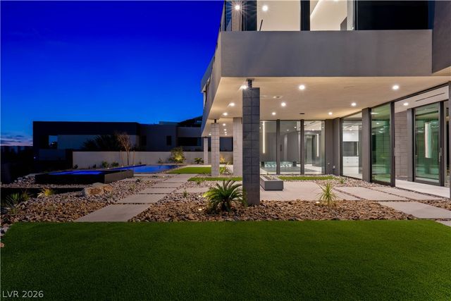 25 Boulderback Drive, Henderson, NV 89012