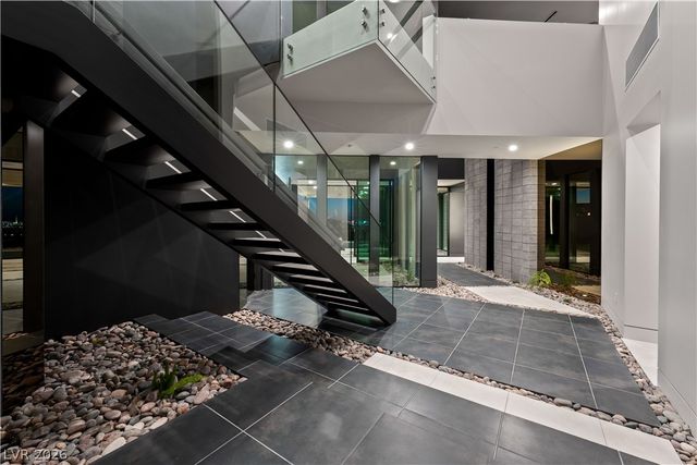 25 Boulderback Drive, Henderson, NV 89012