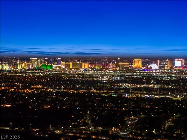 25 Boulderback Drive, Henderson, NV 89012