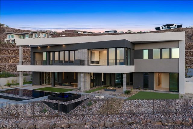 25 Boulderback Drive, Henderson, NV 89012