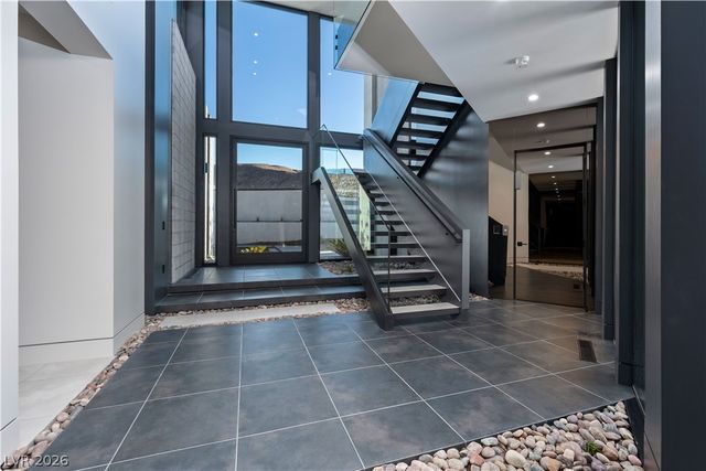 25 Boulderback Drive, Henderson, NV 89012