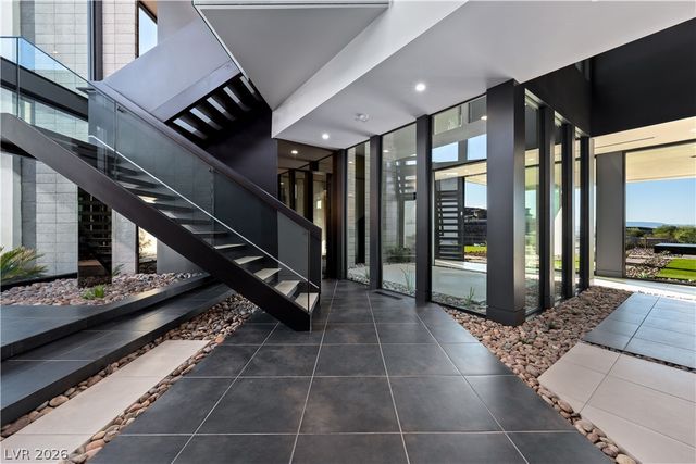 25 Boulderback Drive, Henderson, NV 89012