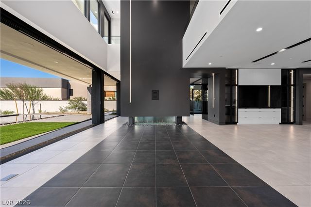 25 Boulderback Drive, Henderson, NV 89012