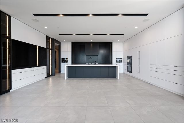 25 Boulderback Drive, Henderson, NV 89012