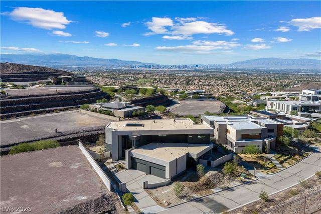 25 Boulderback Drive, Henderson, NV 89012