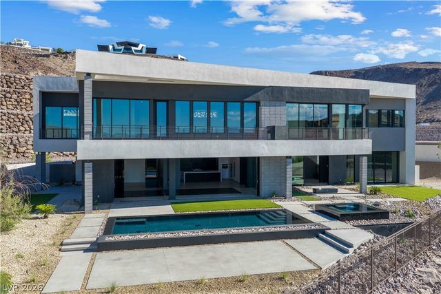 25 Boulderback Drive, Henderson, NV 89012