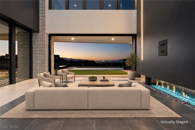 25 Boulderback Drive, Henderson, NV 89012