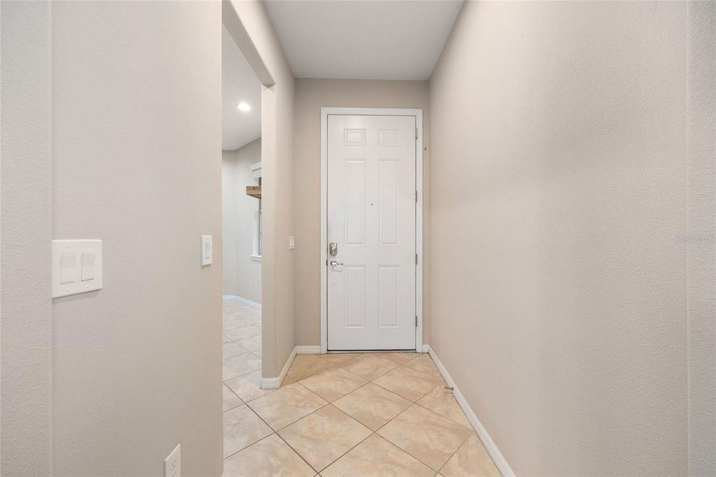 Image 17 of property listing at 9685 SW 63RD LOOP, Ocala, FL 34481